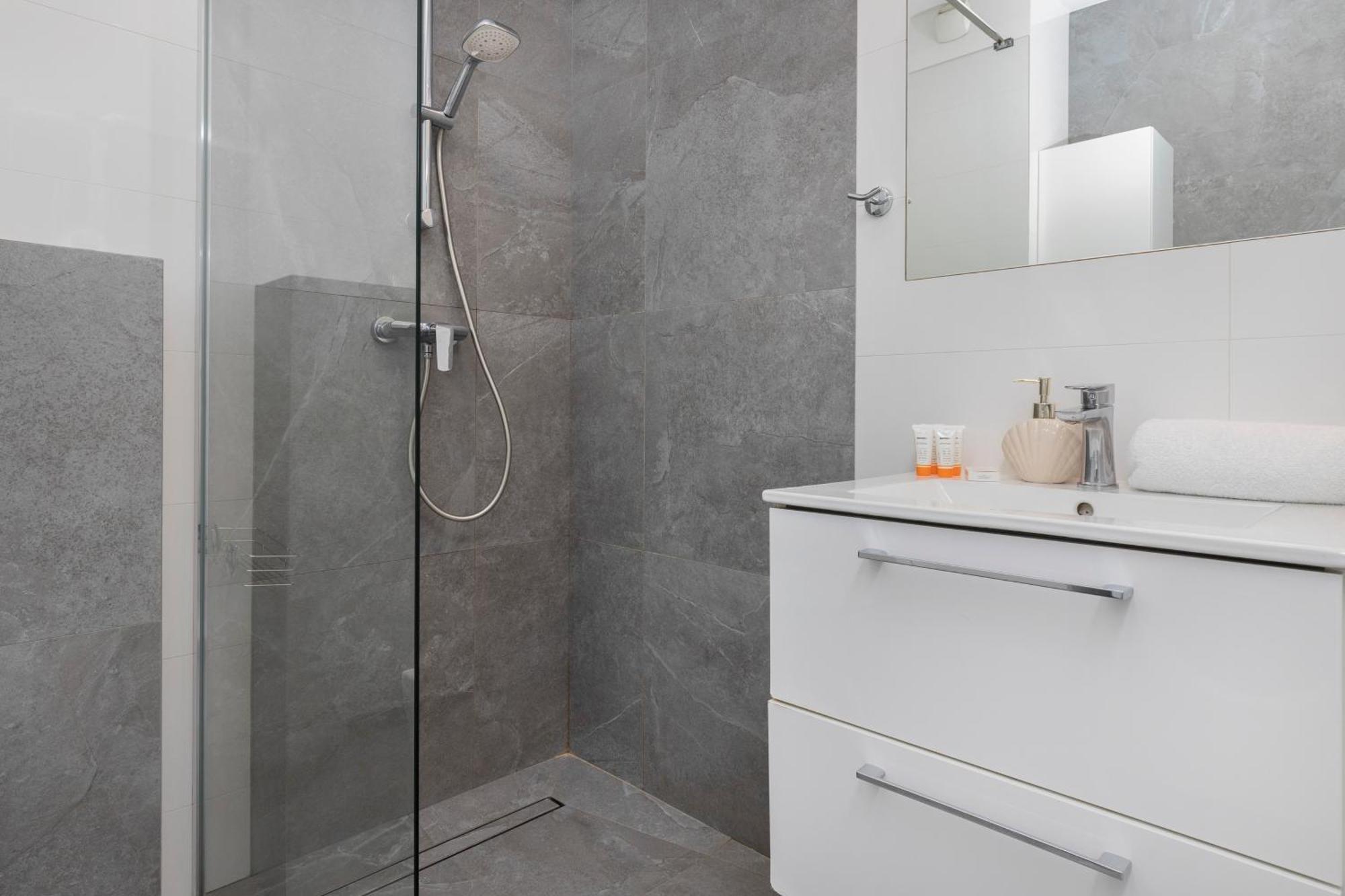 Apartament Z Widokiem Na Morze Obok Parku Millenium W Gdansku By Noclegi Renters Dış mekan fotoğraf